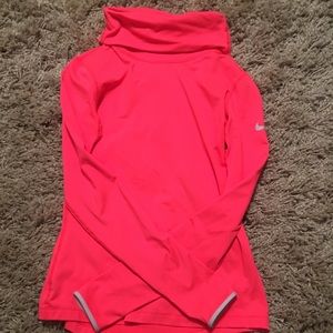 🚫SOLD🚫 Nike pull over